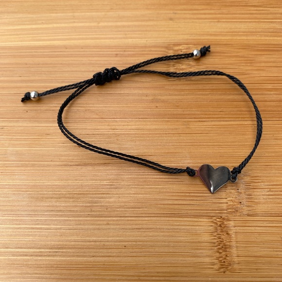 Hand Crafted Jewelry - Black Heart Charm Bracelet